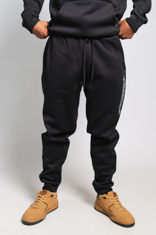 BLACK ESSENTIAL JOGGER