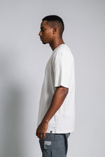 WHITE ESSENTIALS FASH TEE