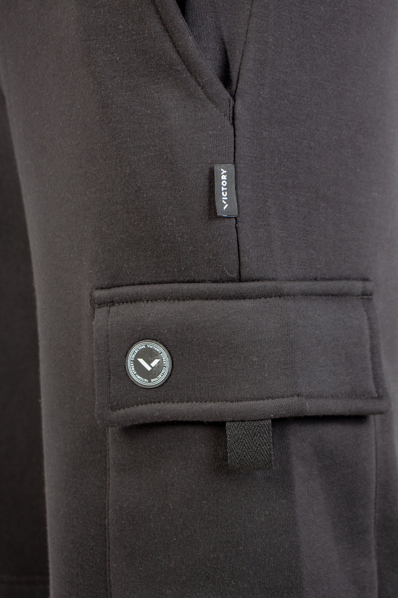 BLACK CARGO SHORT
