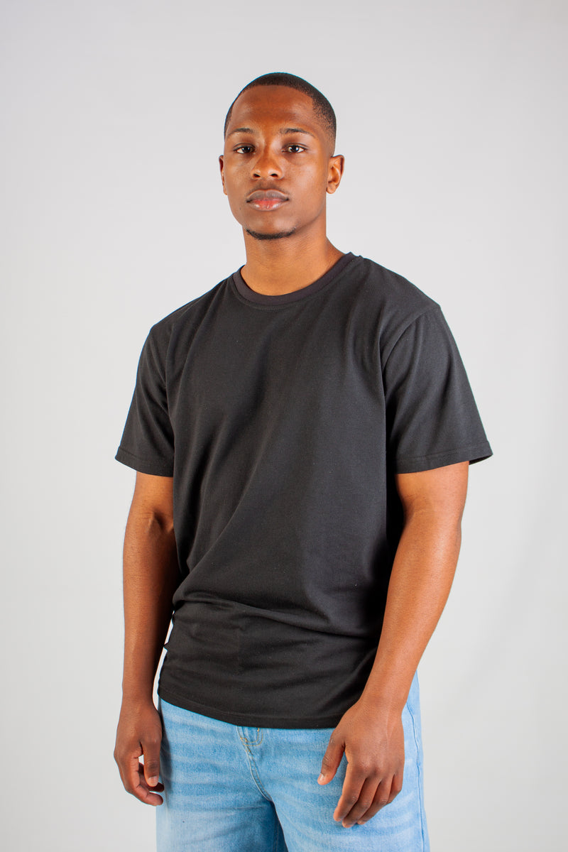 BLACK CREW NECK TEE