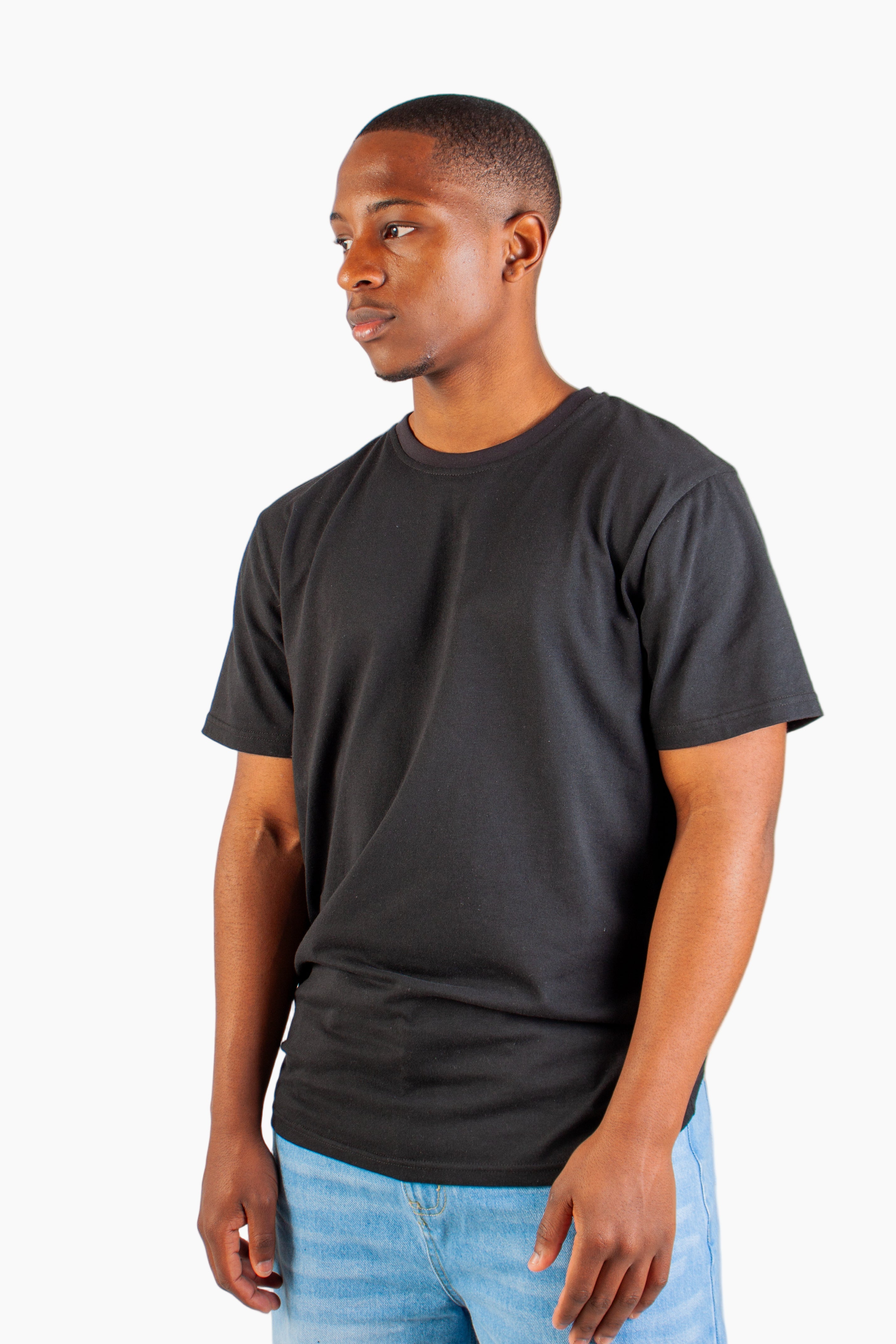 BLACK CREW NECK TEE