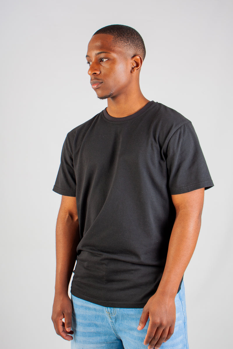 BLACK CREW NECK TEE