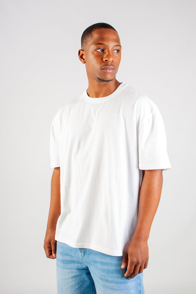 WHITE CREW NECK TEE