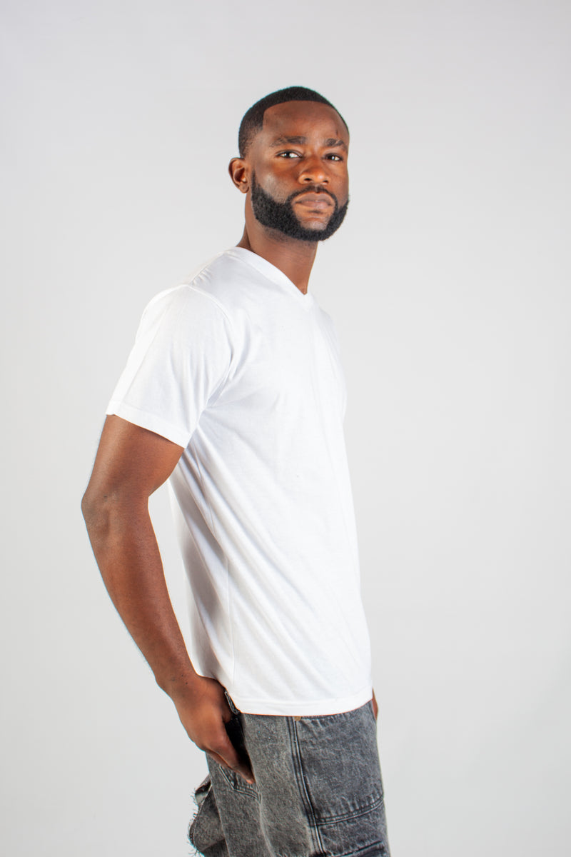 WHITE V-NECK T-SHIRT
